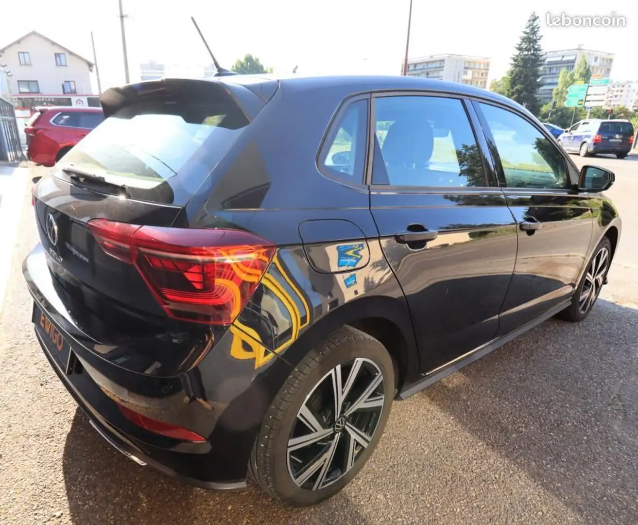 Volkswagen Polo 1.0 TSI 95 CH R-LINE + CAMERA DE RECUL CARPLAY REG Noir - 2