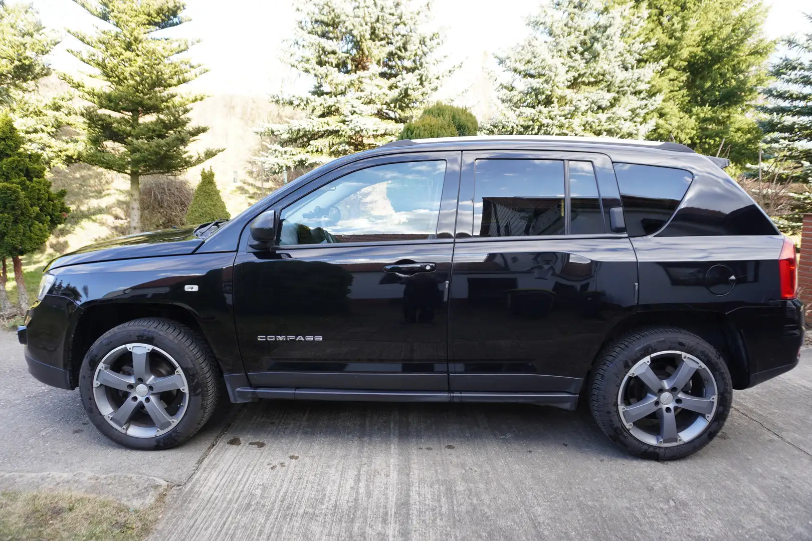 Jeep Compass Compass 2.2I CRD 4x2 Limited Schwarz - 1