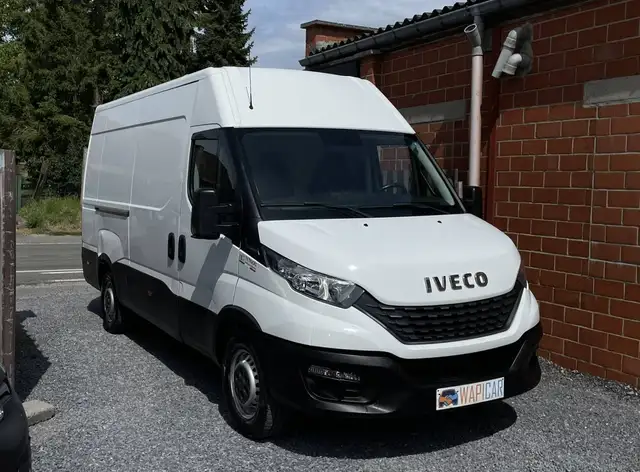 Iveco Daily 2.3d 35s14  L3h2 *Camera*TVA