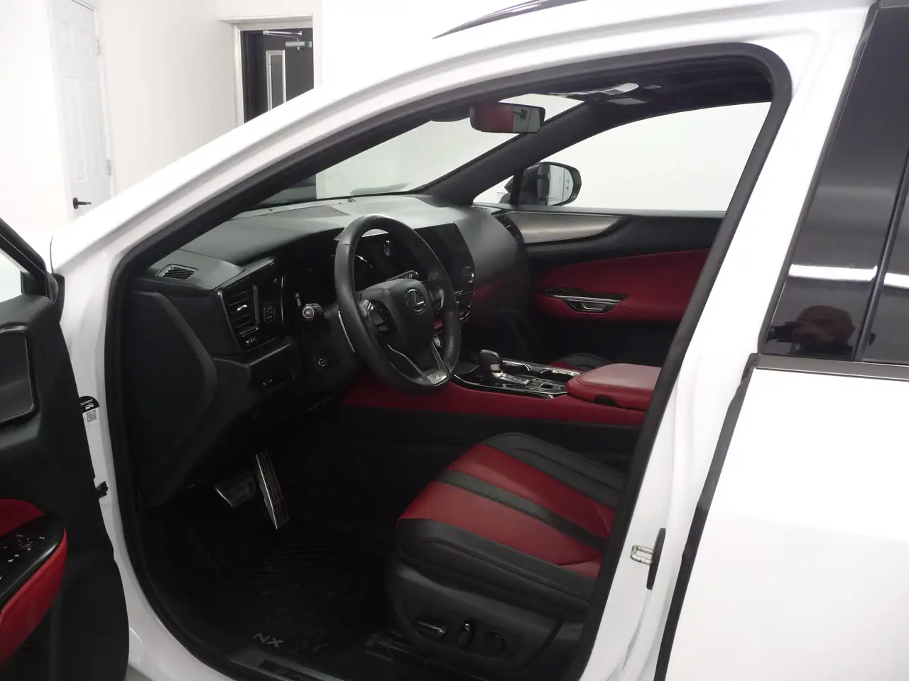 Lexus NX снимка Lexus NX