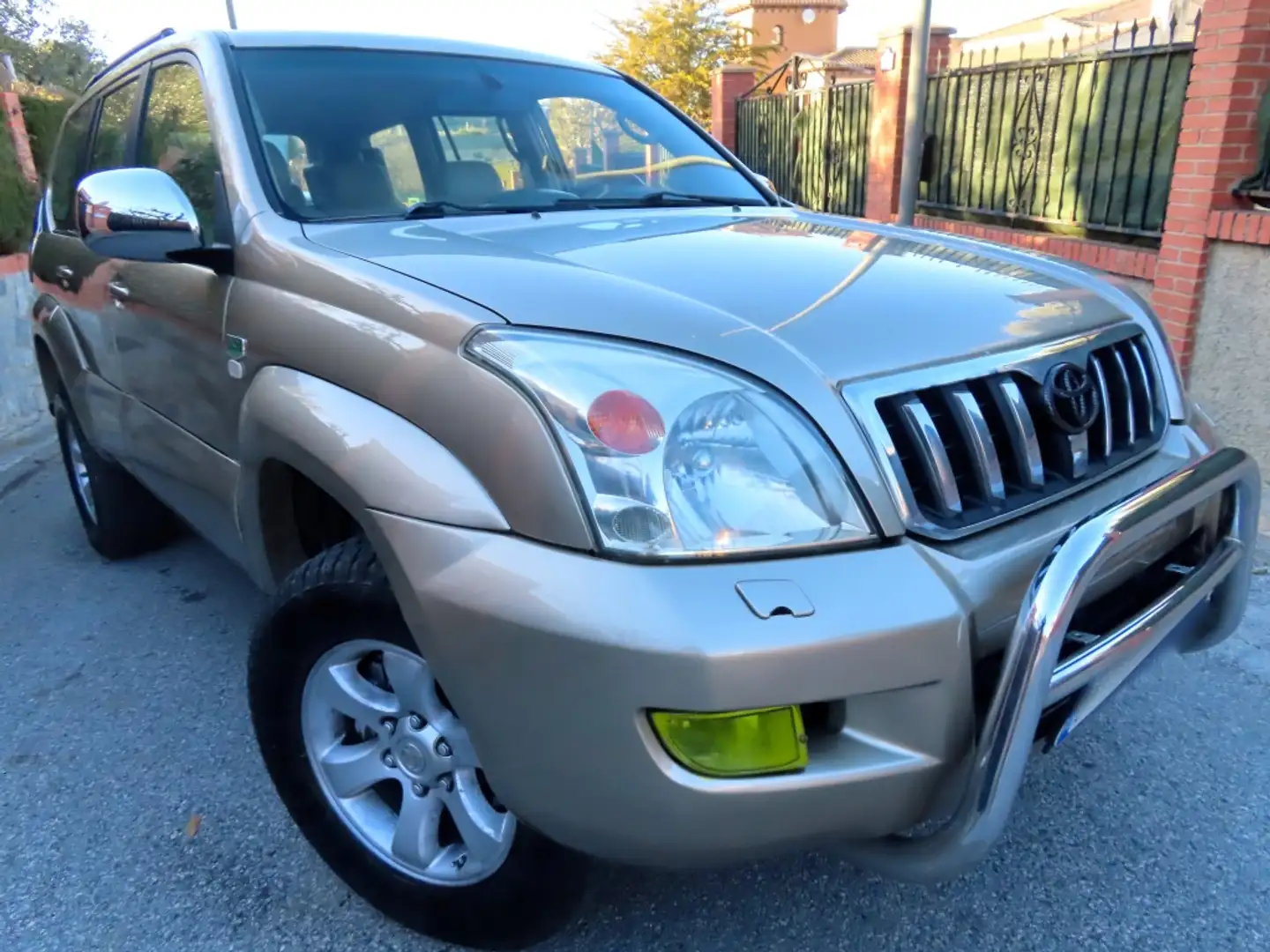 Toyota Land Cruiser 3.0D-4D VXL Beige - 2