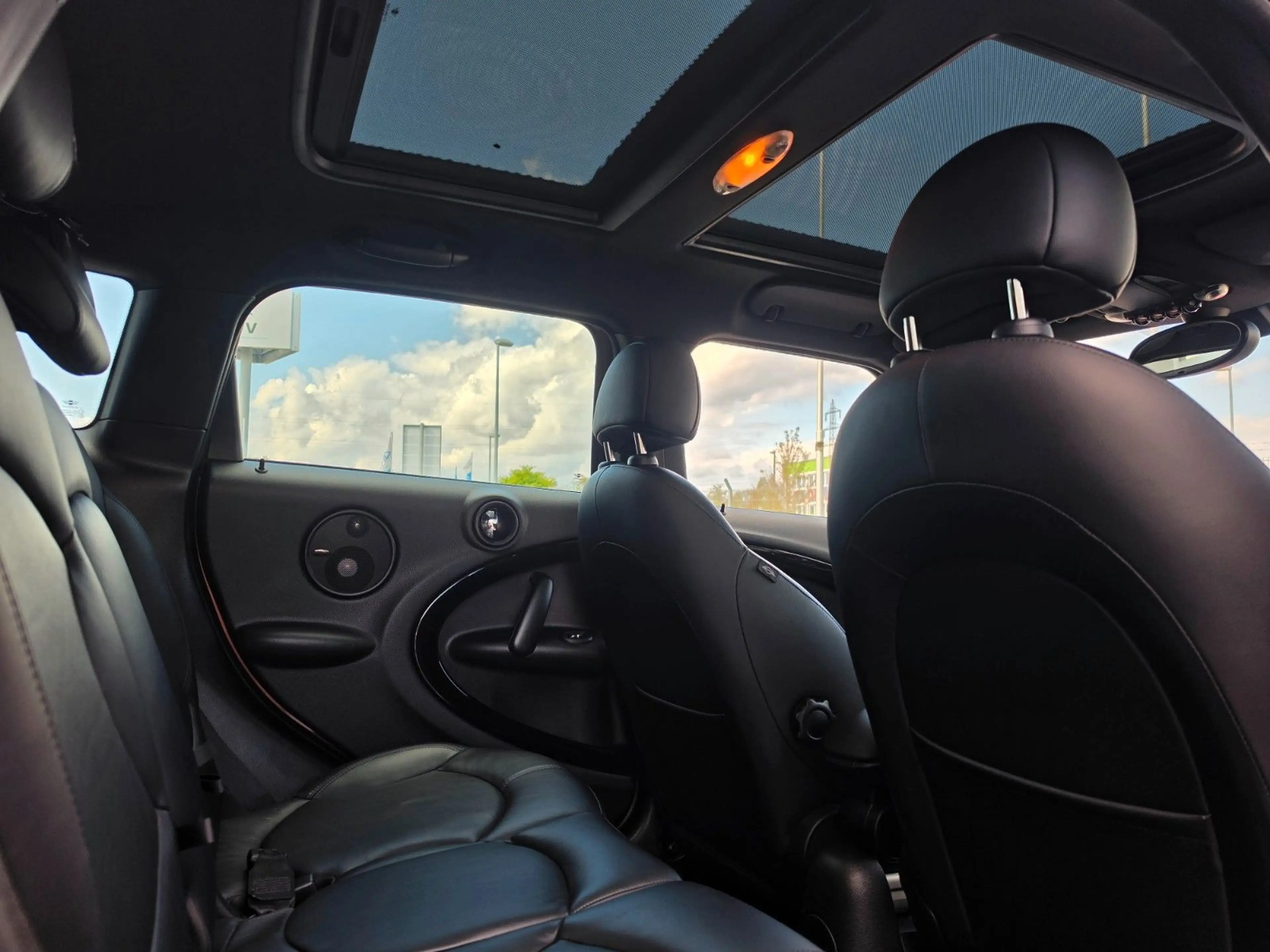 MINI Cooper SD Countryman Countryman Cooper SD*PANO*H&K*CHILI*NAVI* — photo 10