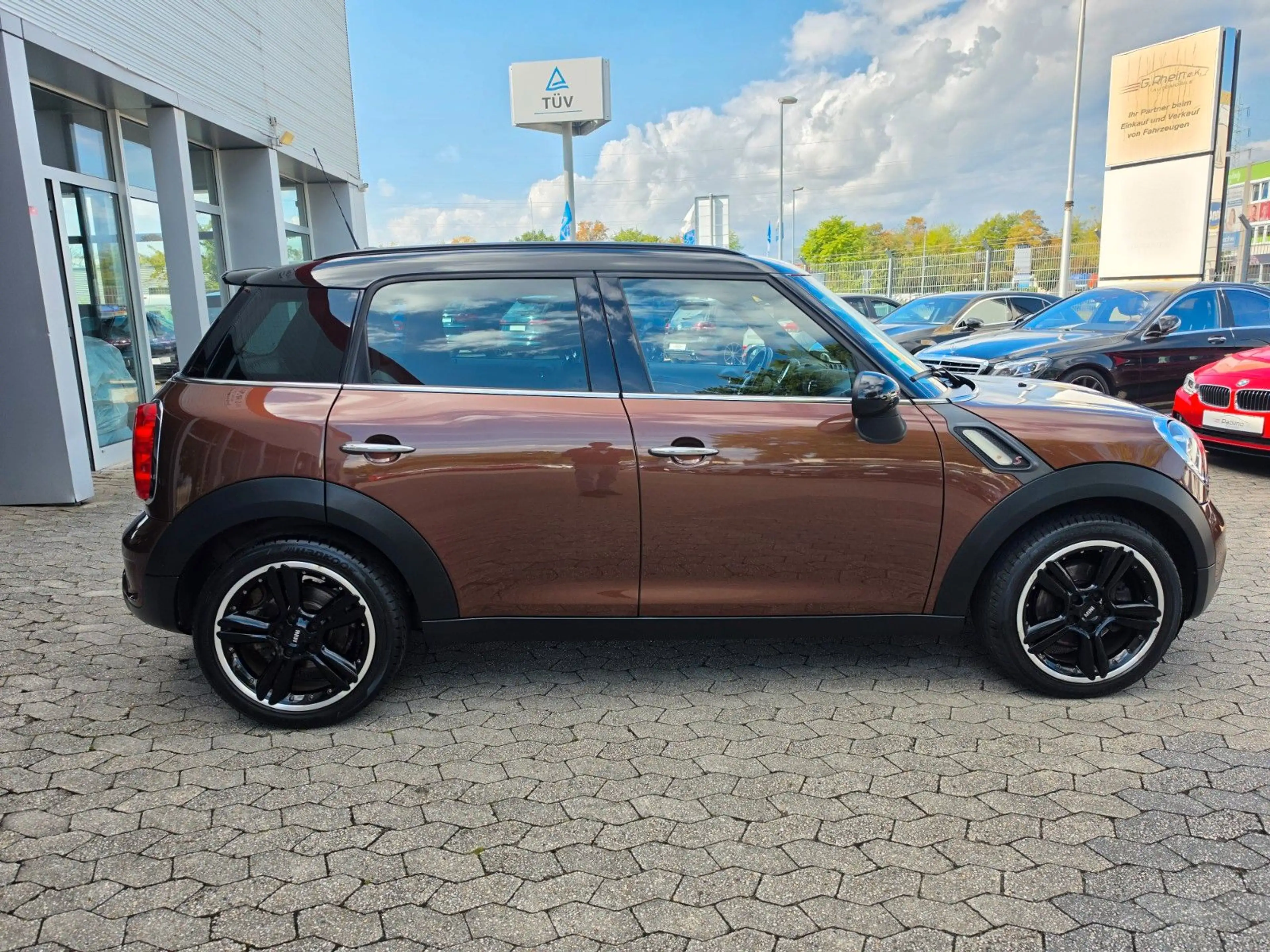 MINI Cooper SD Countryman Countryman Cooper SD*PANO*H&K*CHILI*NAVI* — photo 7