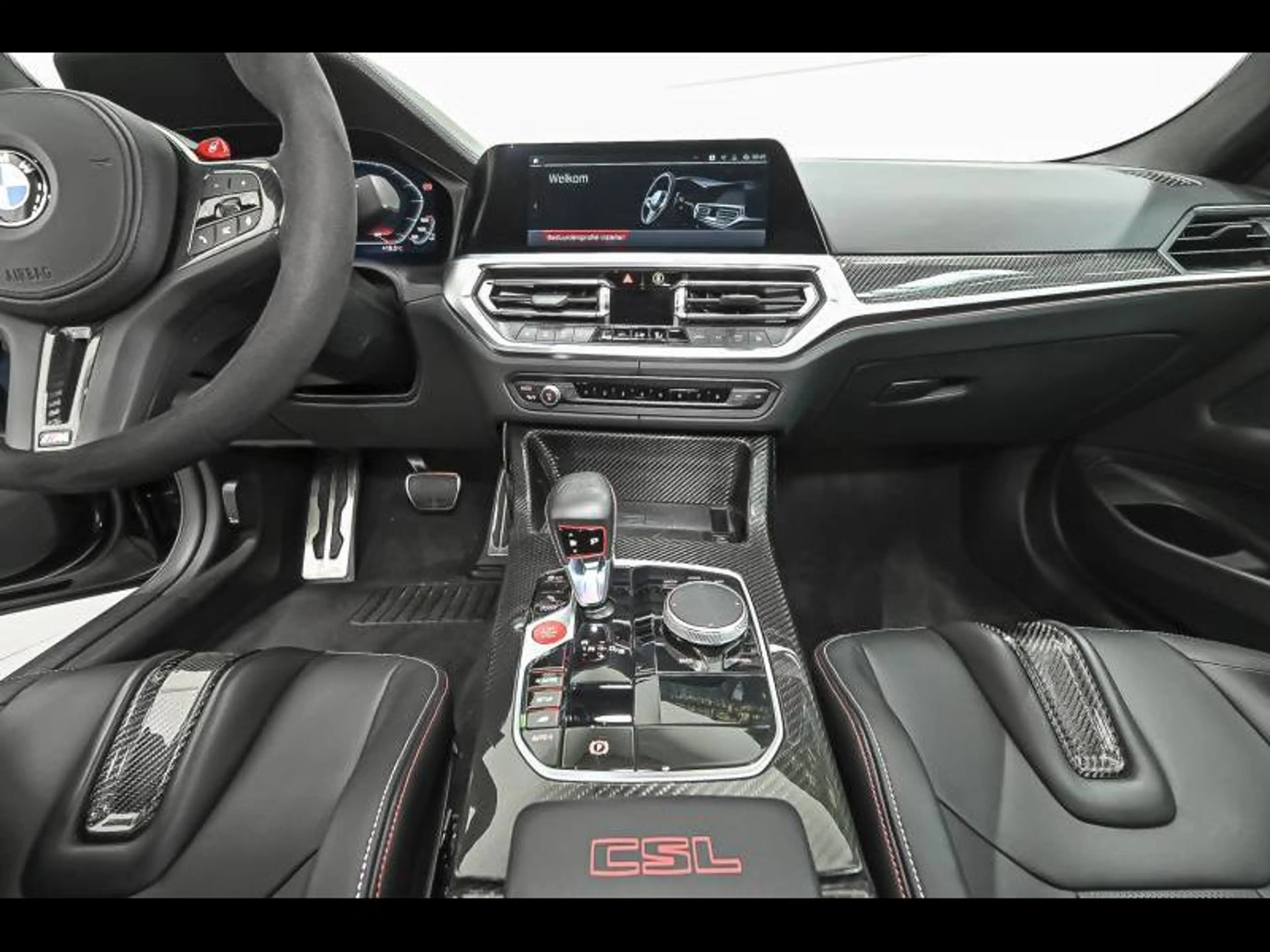 BMW M4 CSL — photo 6