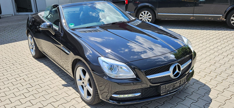 Mercedes-Benz SLK 300 Roadster