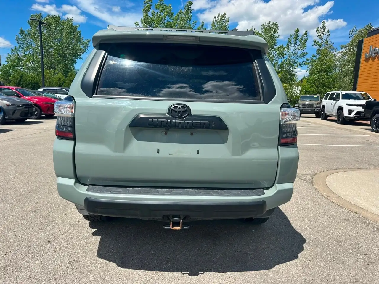 Toyota 4-Runner снимка Toyota 4-Runner