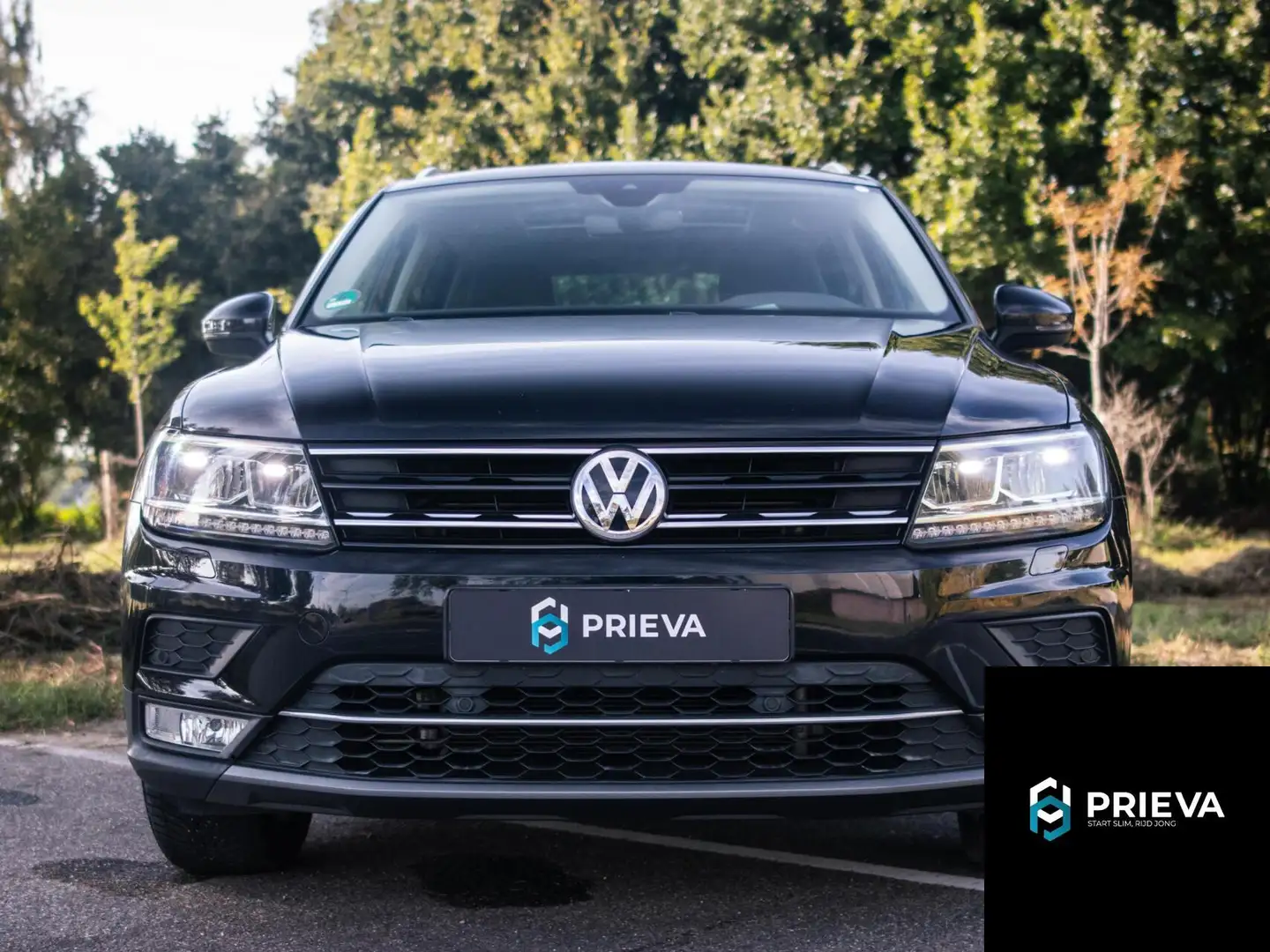 Volkswagen Tiguan 2.0 TSI Highline 4Motion PANO– Krachtig, luxe én v Zwart - 2