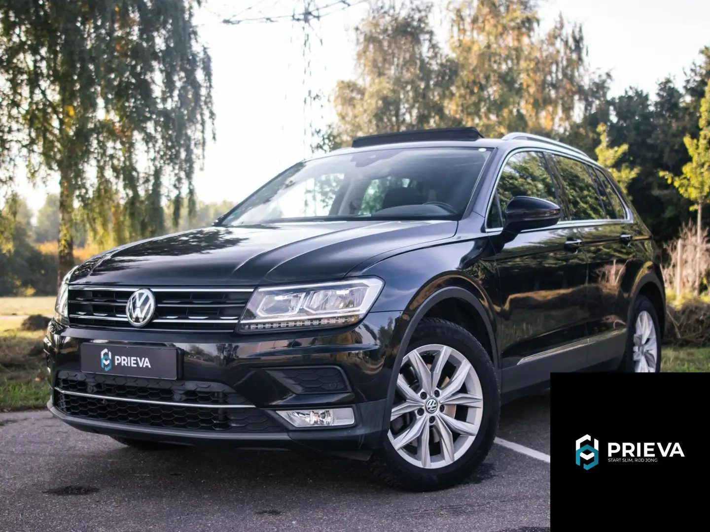 Volkswagen Tiguan 2.0 TSI Highline 4Motion PANO– Krachtig, luxe én v Zwart - 1