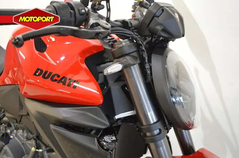 Ducati MONSTER V2 - foto 5