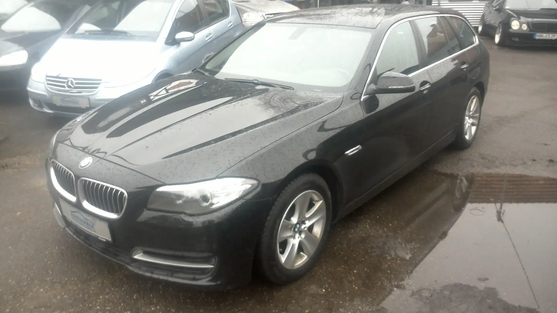 BMW 520 520d Touring Schwarz - 2