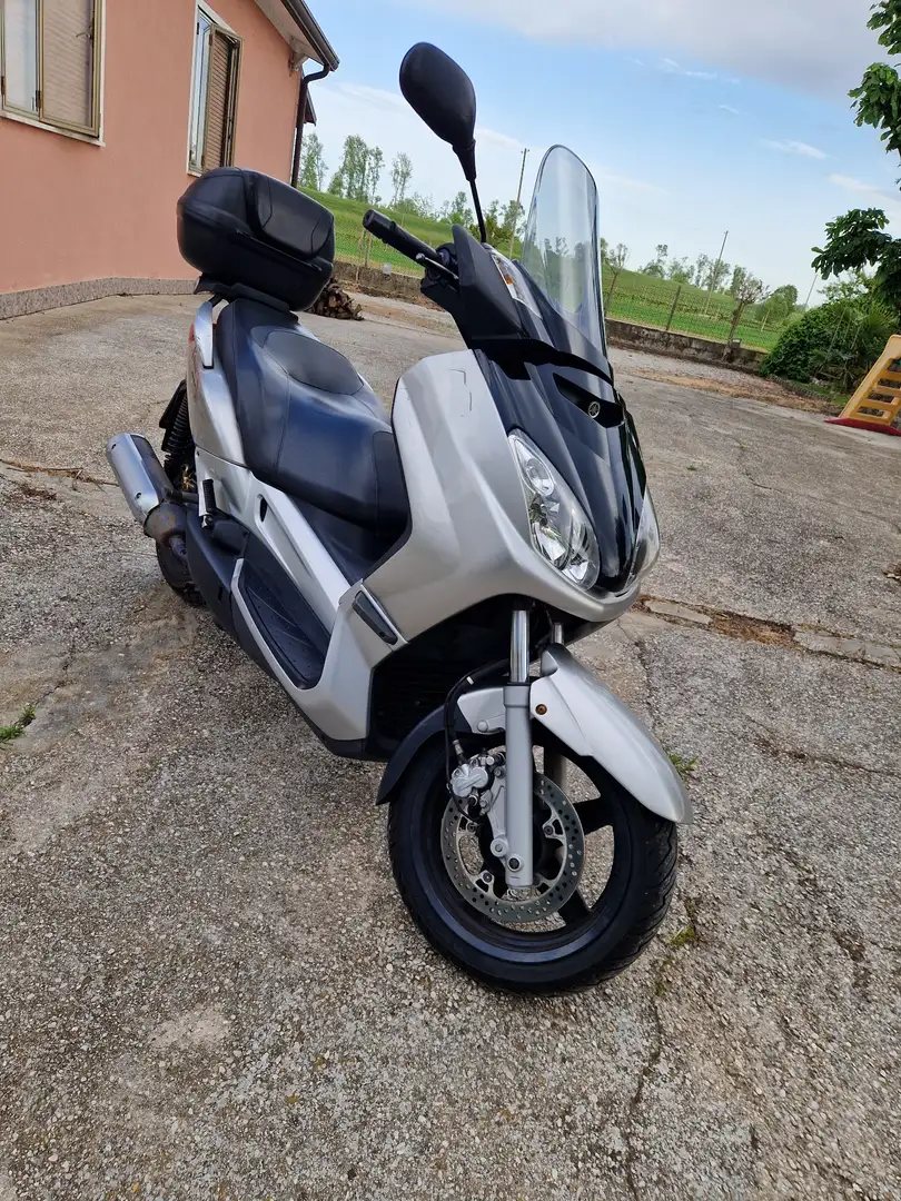 Yamaha X-Max 250 Argent - 2
