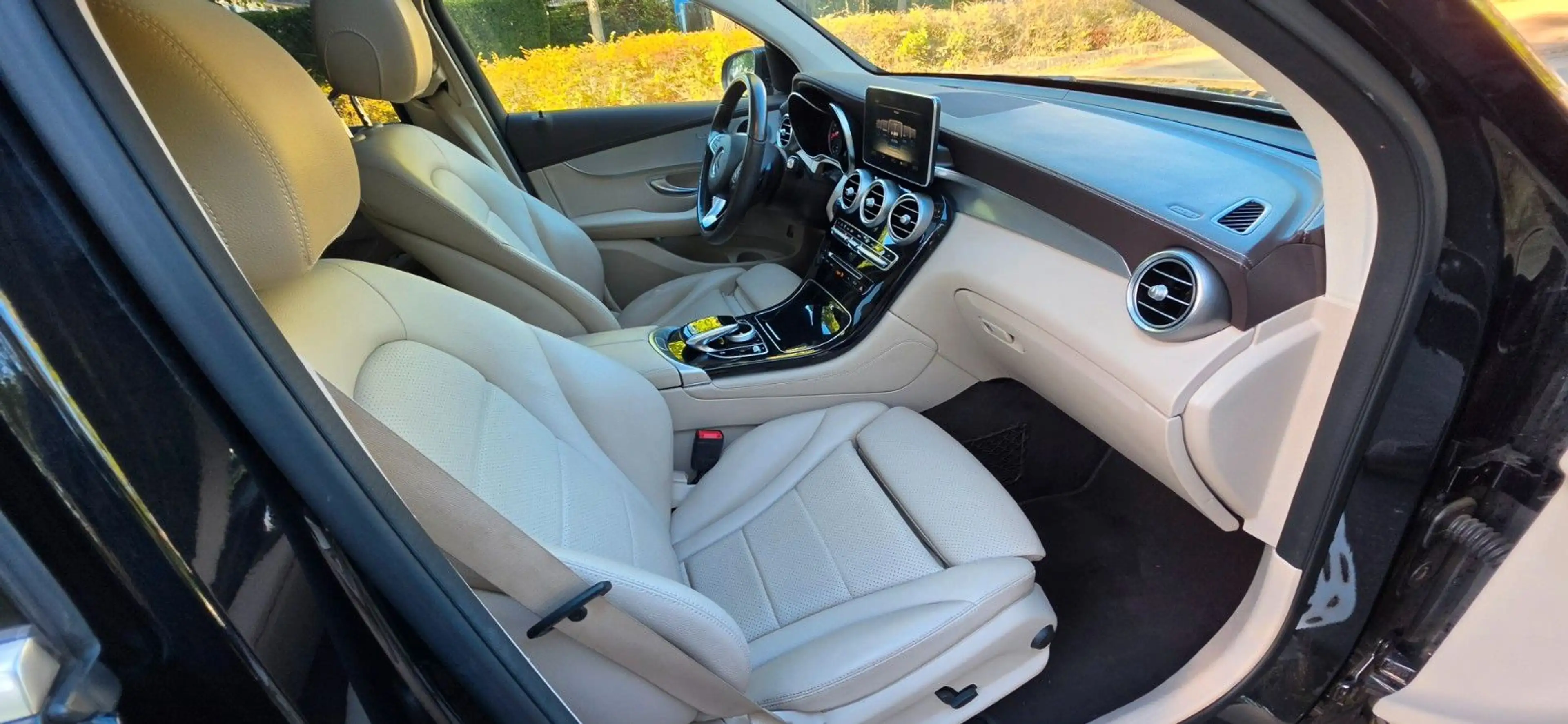 Mercedes-Benz GLC 220 Coupe 4Matic S-Dach  360Kamera Hu-Displa — photo 13