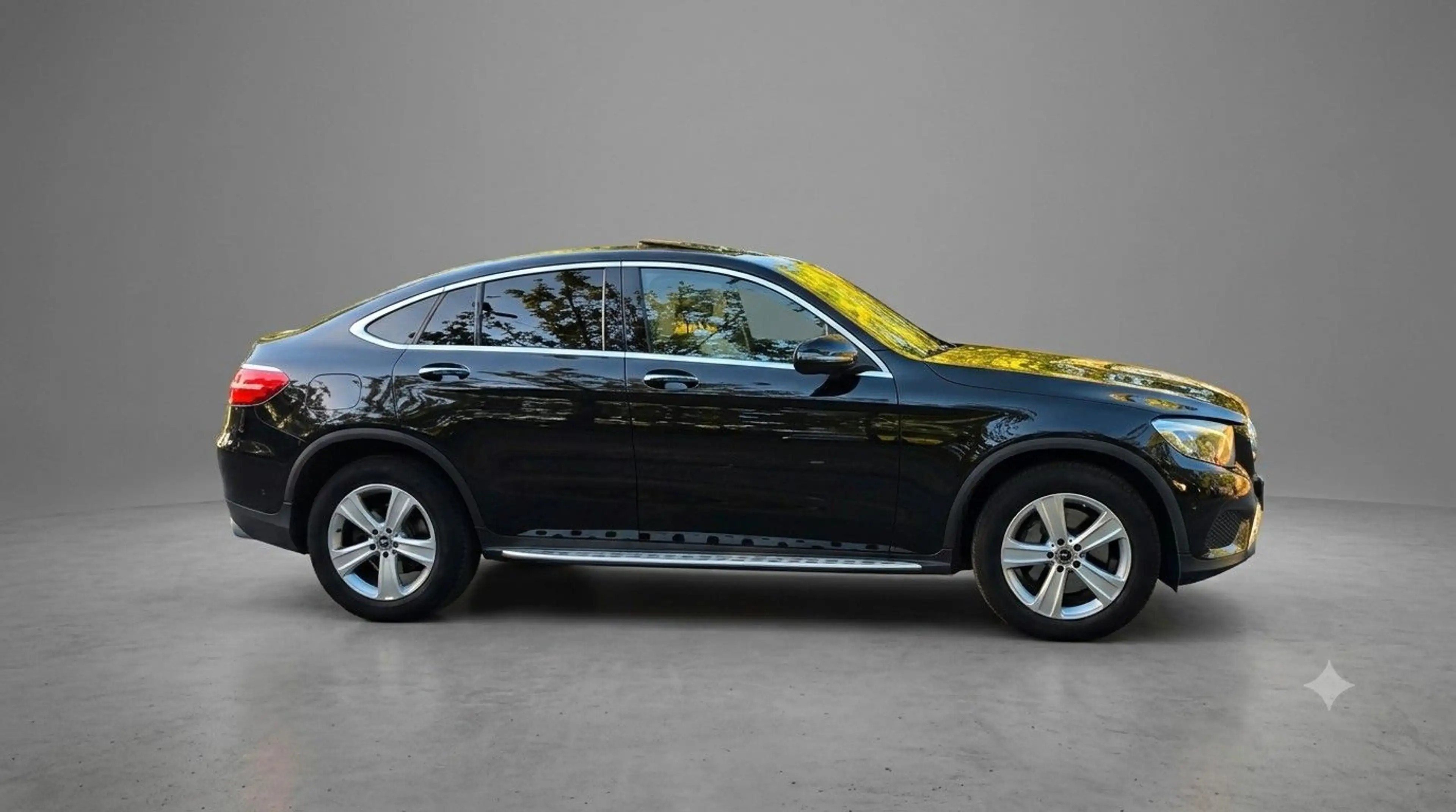 Mercedes-Benz GLC 220 Coupe 4Matic S-Dach  360Kamera Hu-Displa — photo 4