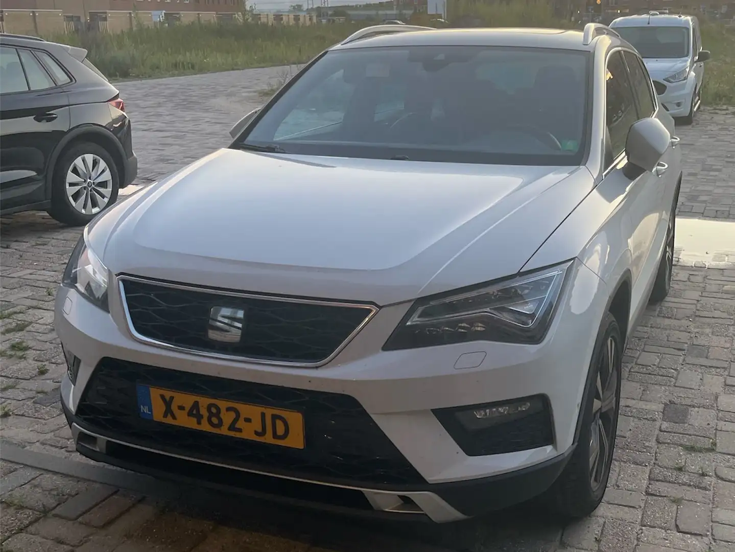 SEAT Ateca Ateca 1.5 TSI FR BnsInt Wit - 1