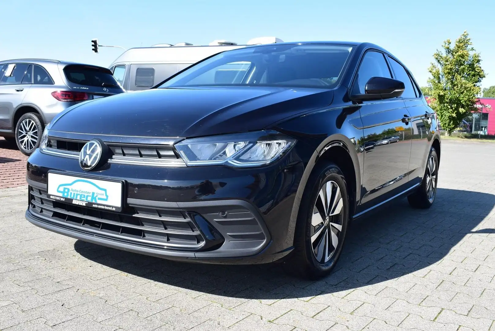 Volkswagen Polo VI 1,0 TSI "Move" Navi/LED/SHZ/PDC/GJR Schwarz - 2