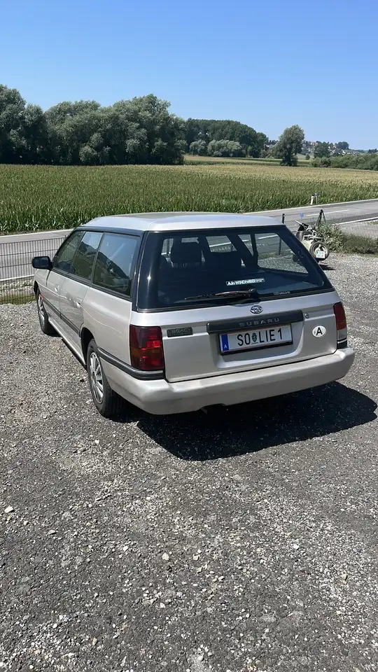 Subaru Legacy Kombi Allrad, foto 3