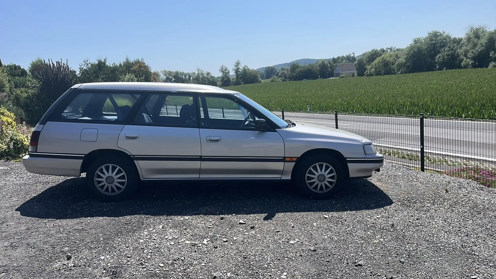 Subaru Legacy Kombi Allrad - 1