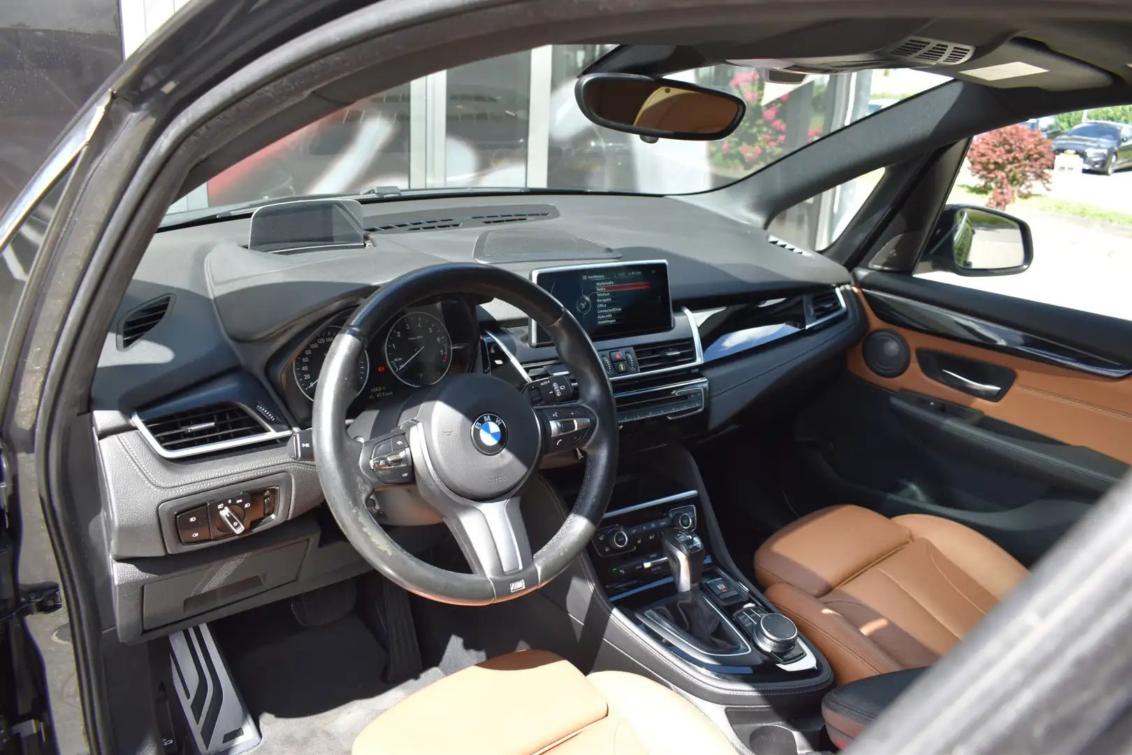 BMW 225 2-serie Active Tourer 225xe iPerformance Centennia Grijs - 2