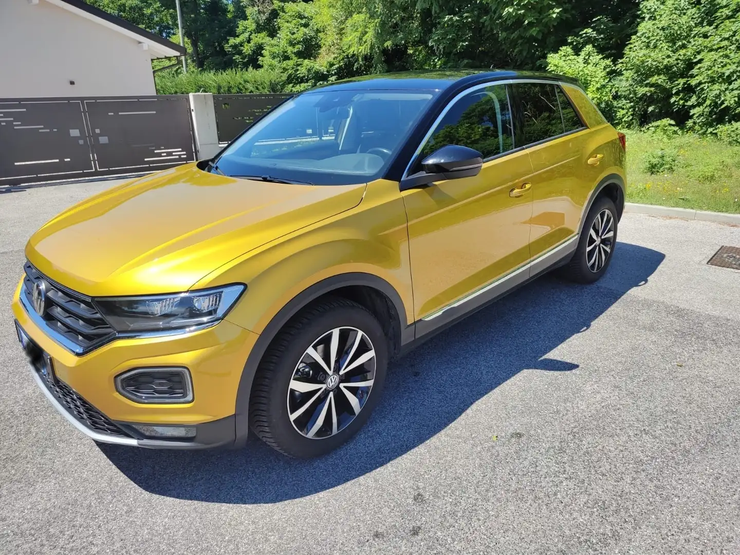 Volkswagen T-Roc 1.0 tsi Style 115cv Jaune - 2