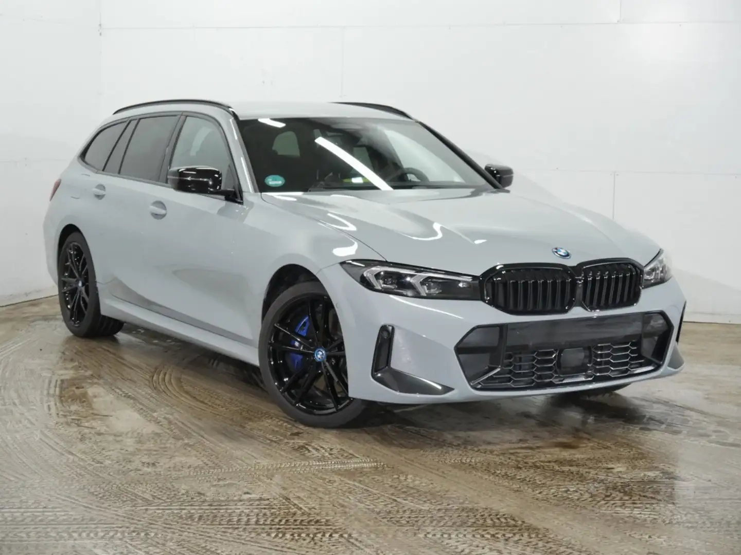 BMW 330 e xDrive touring ///M Sport PRO ACC AHK Hifi H-K Gris - 2