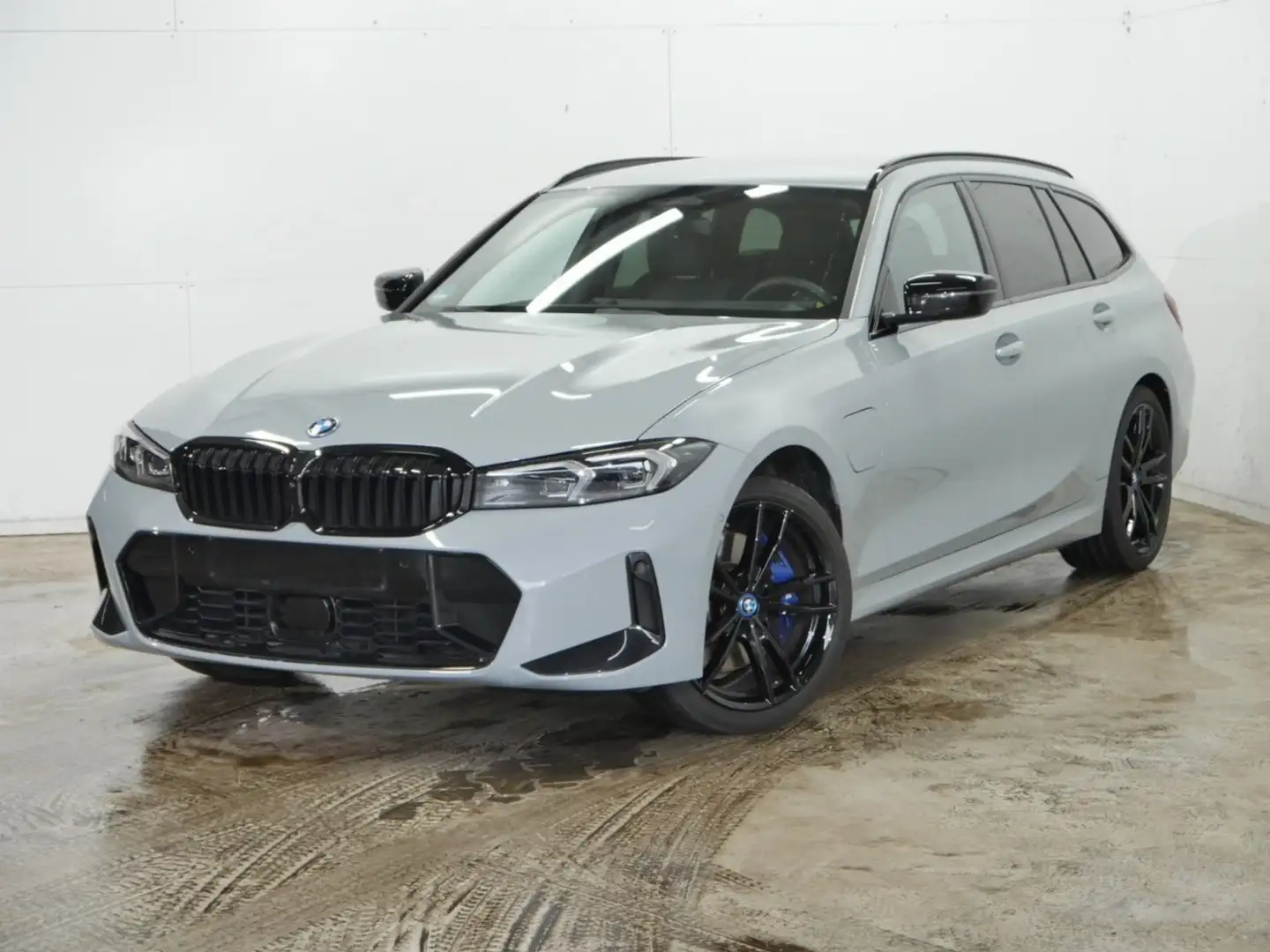 BMW 330 e xDrive touring ///M Sport PRO ACC AHK Hifi H-K Gris - 1