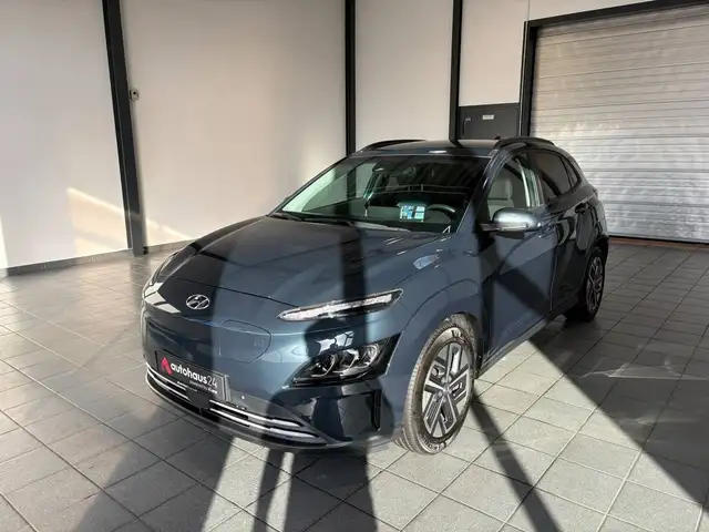 Hyundai Kona view 3