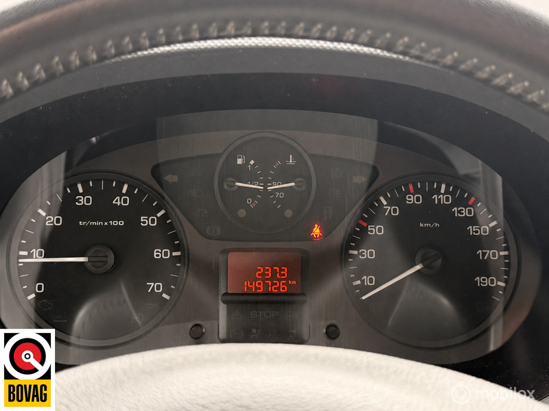 Peugeot Partner bestel 120 1.6 e-HDI L1 Navteq — photo 7