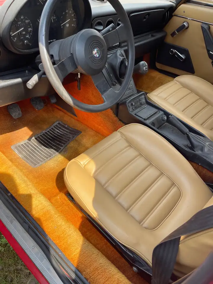Alfa Romeo Spider, foto 3