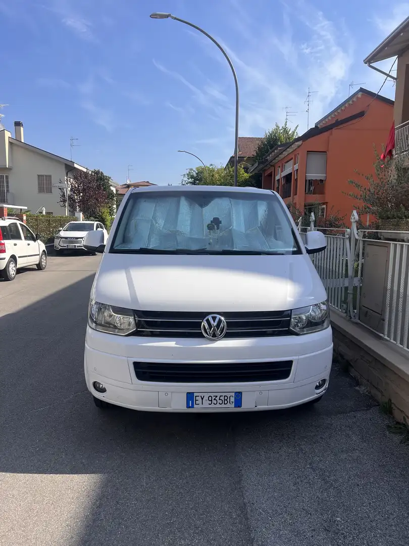 Volkswagen T5 Caravelle - 1