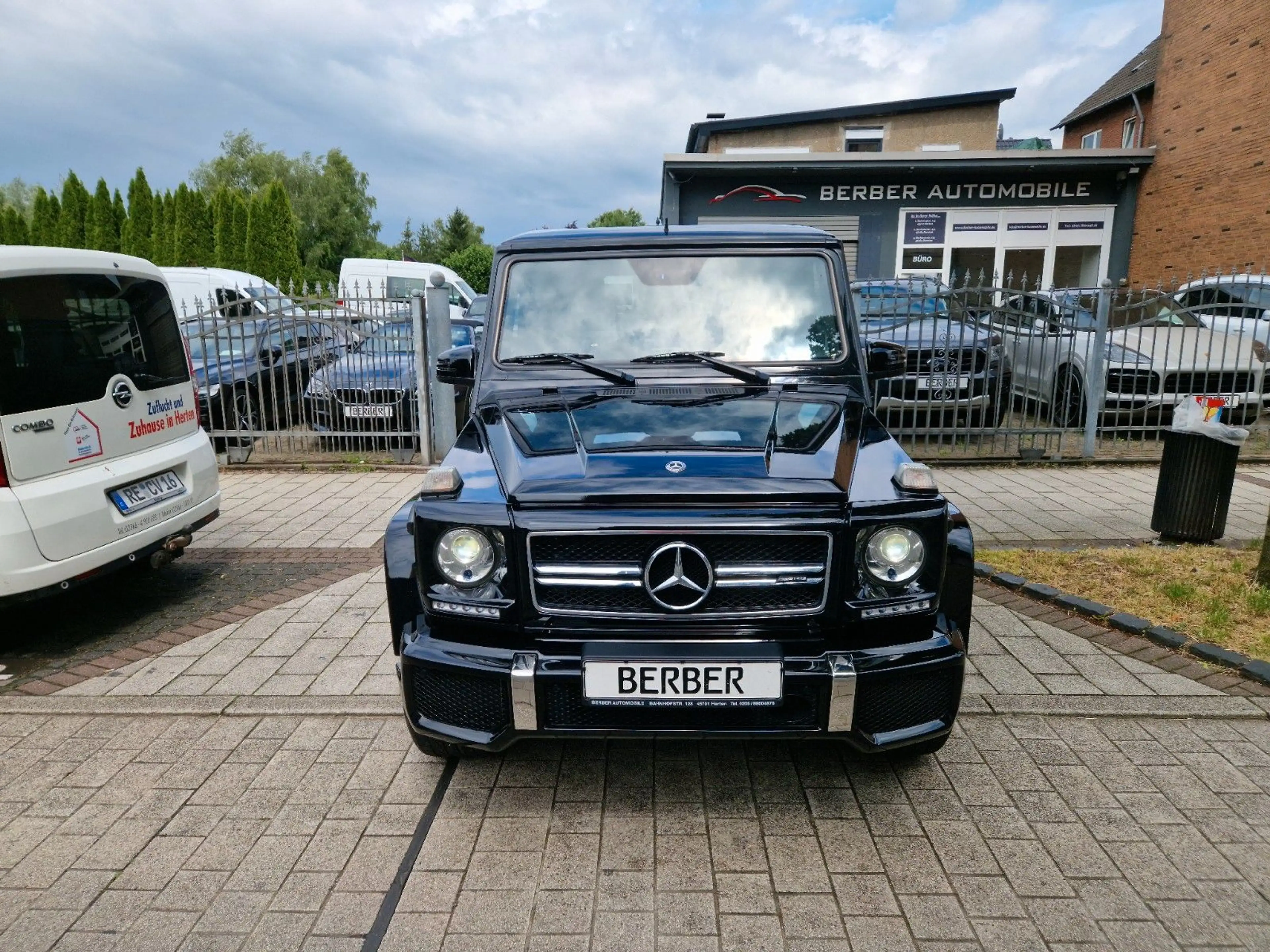 Mercedes-Benz G 63 AMG Designo*DRIVERS-PACKAGE*STDHZ*ACC*KAM* — photo 2