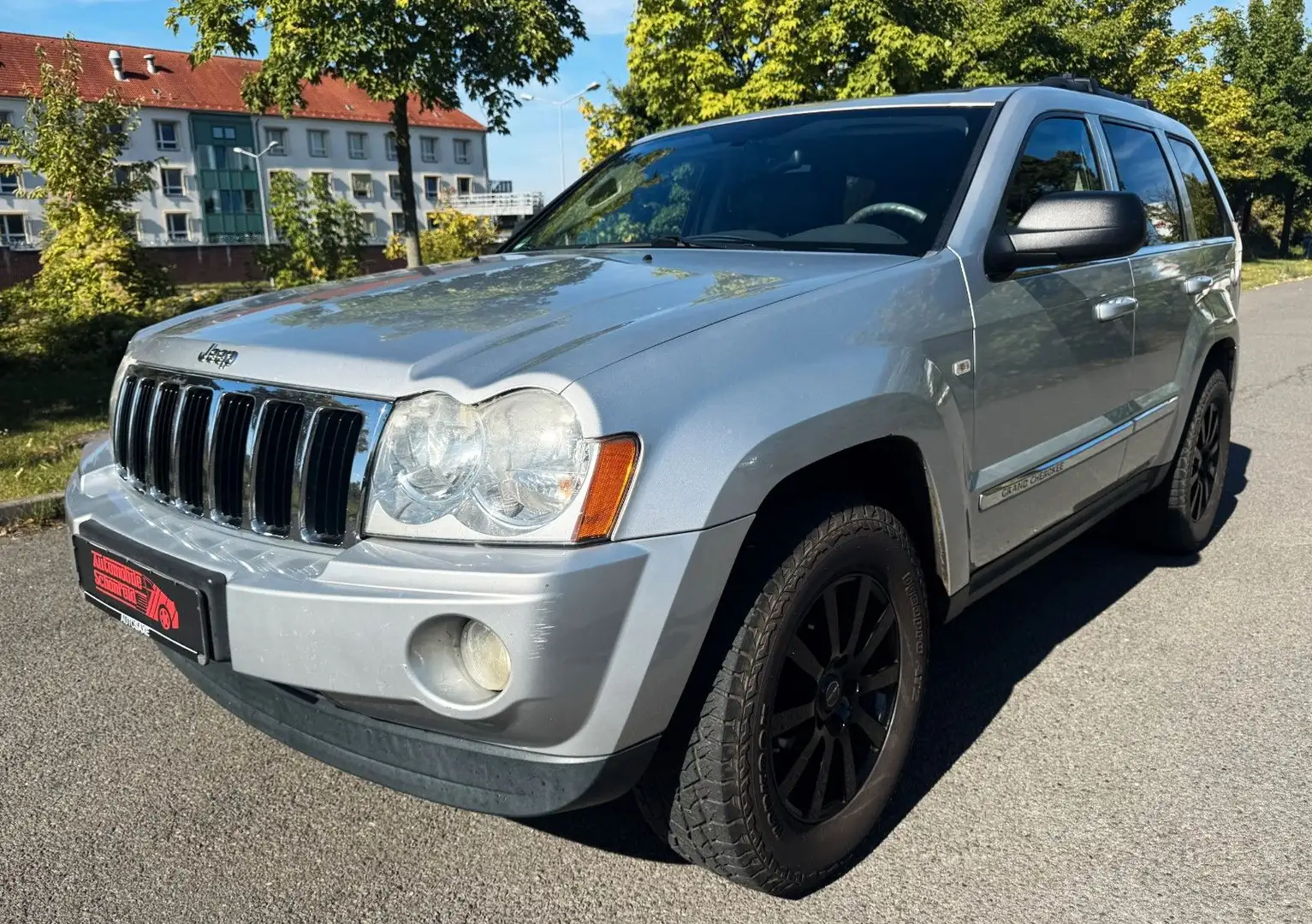 Jeep Grand Cherokee 5.7 V8 Limited HEMI Silber - 1