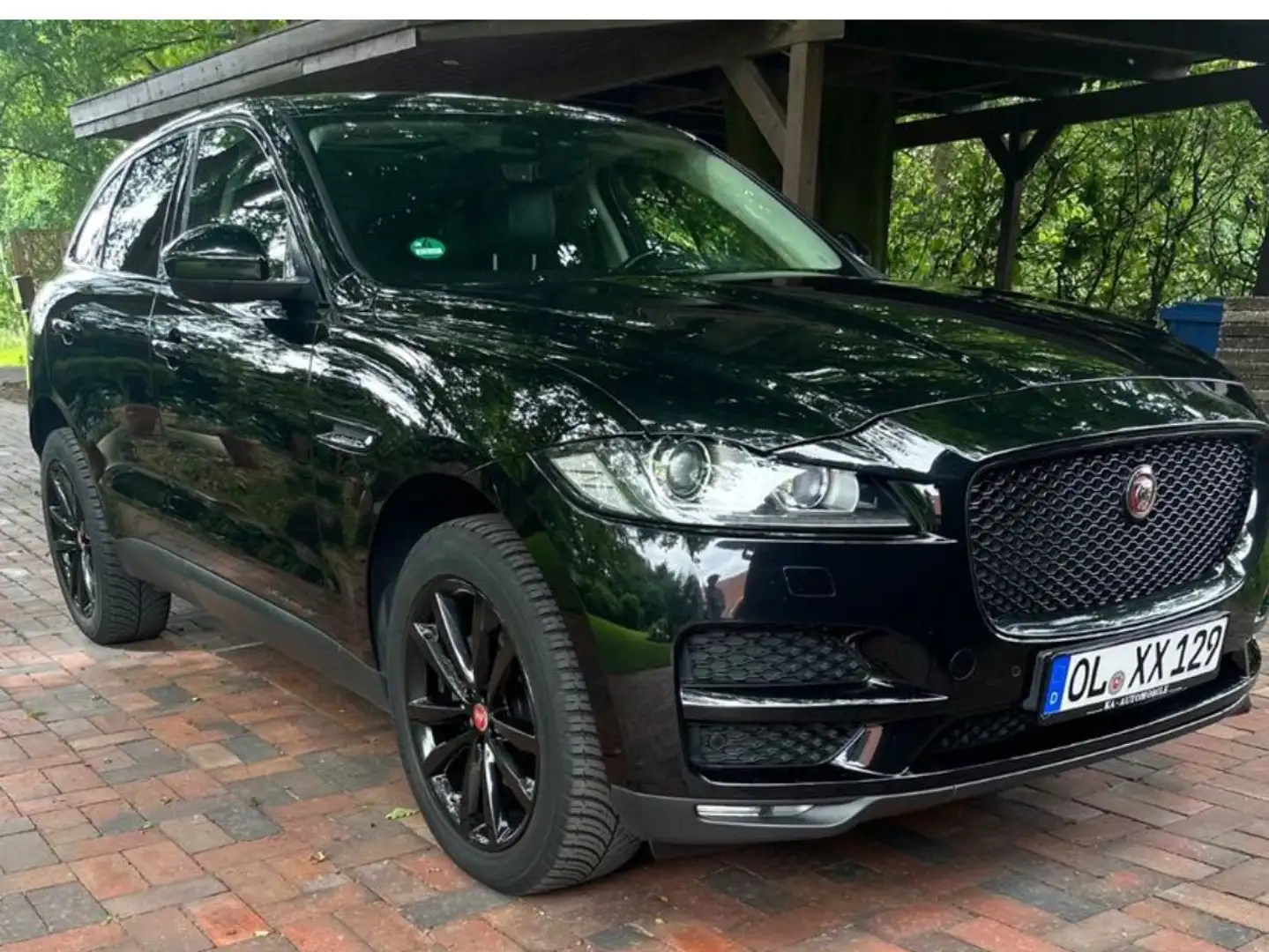 Jaguar F-Pace F-Pace 20d Aut. Pure Schwarz - 2