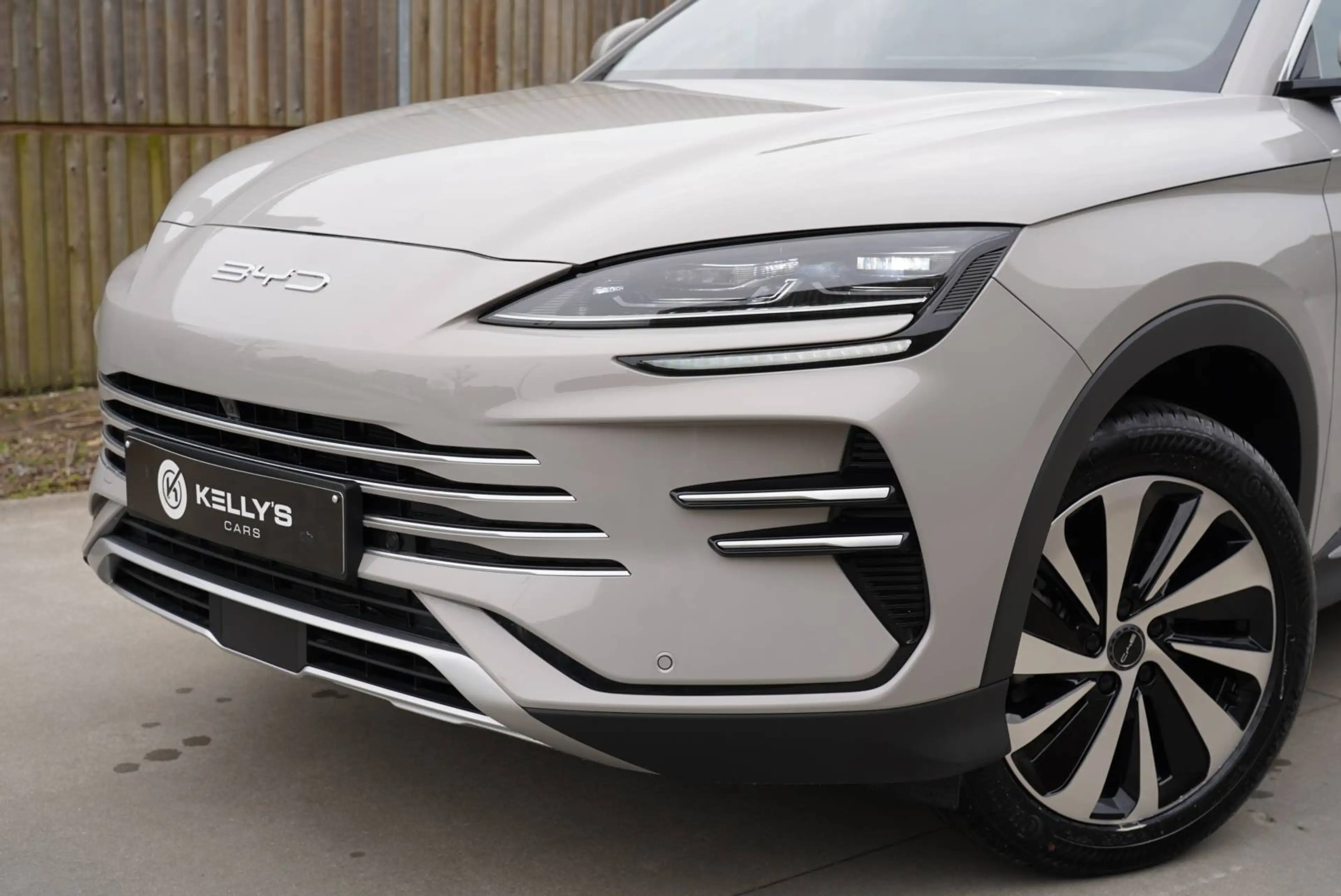 BYD Seal U DM-i Comfort 1.5 PHEV (160 kw)**Nieuwe wagen! — photo 2