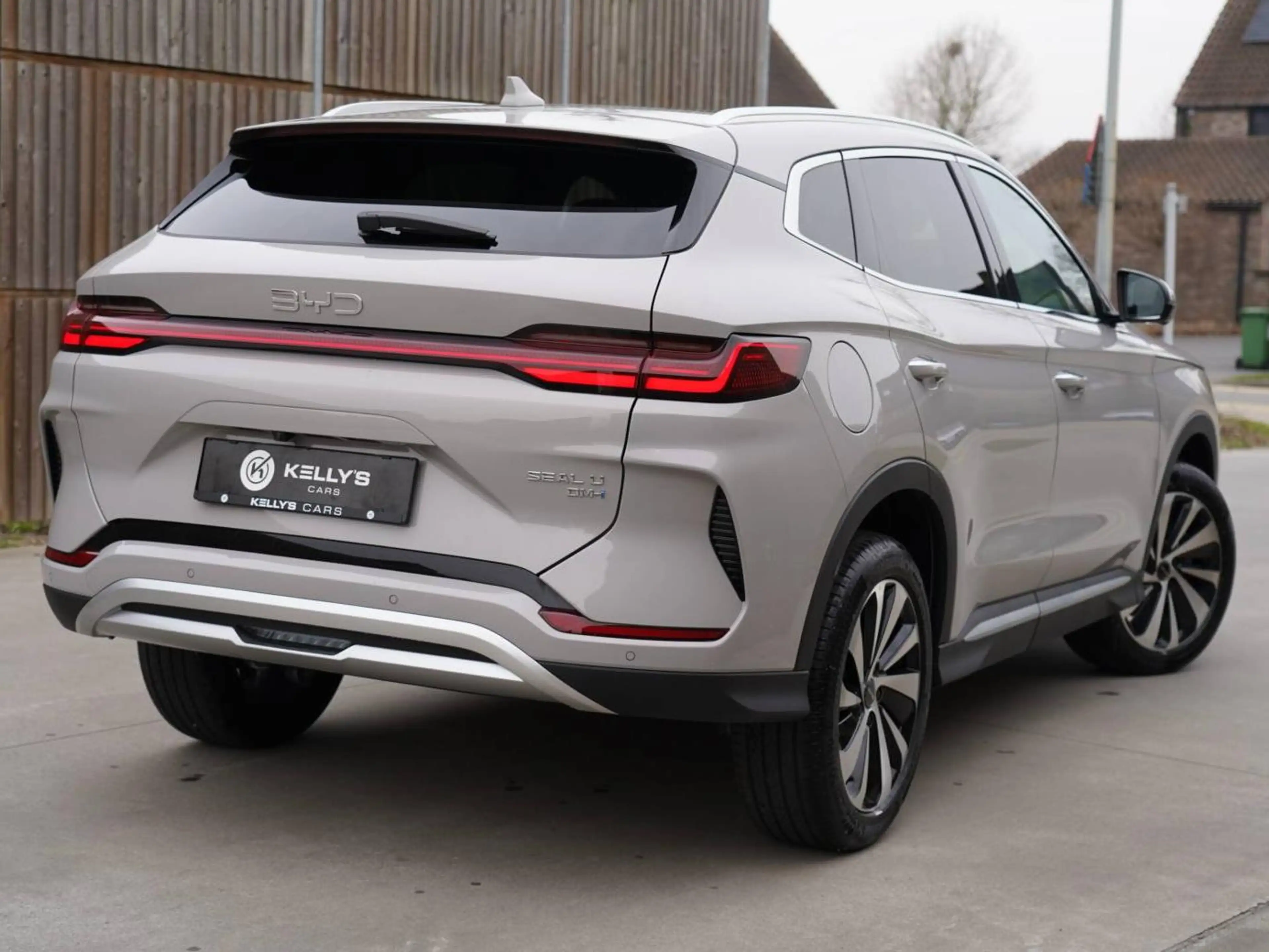 BYD Seal U DM-i Comfort 1.5 PHEV (160 kw)**Nieuwe wagen! — photo 5