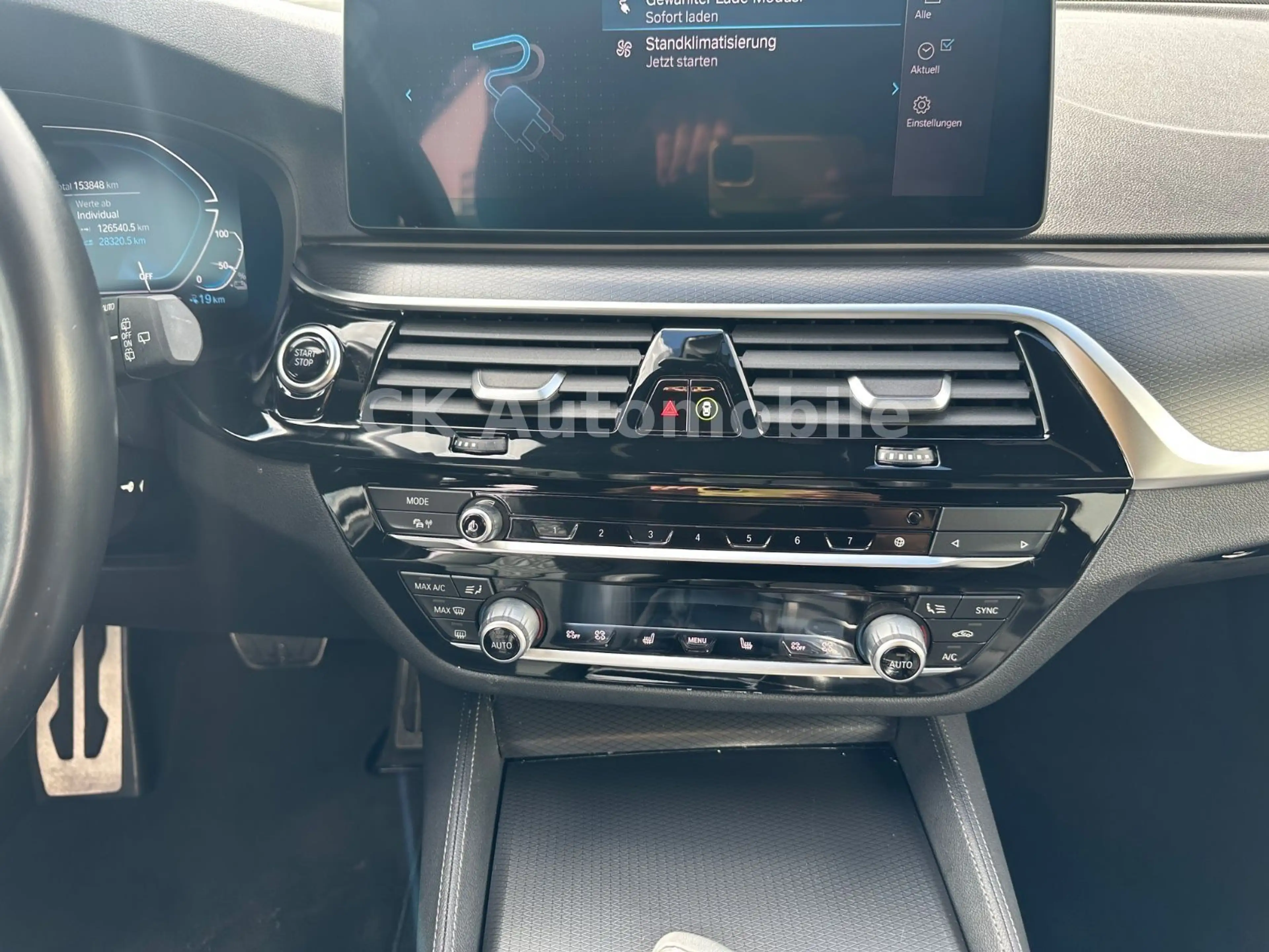 BMW 530 e Touring M Sport/Head-Up/Laser/Kamera — photo 12