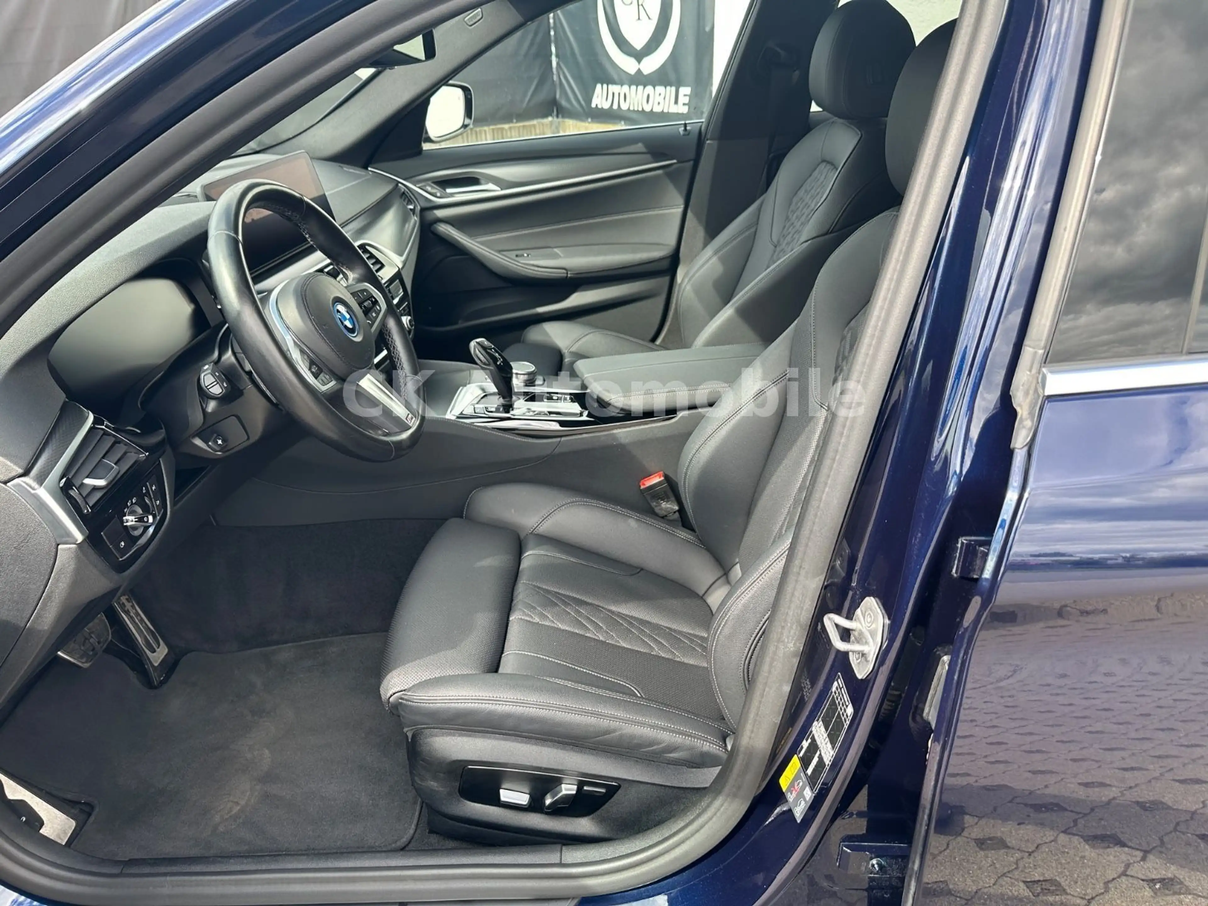 BMW 530 e Touring M Sport/Head-Up/Laser/Kamera — photo 13