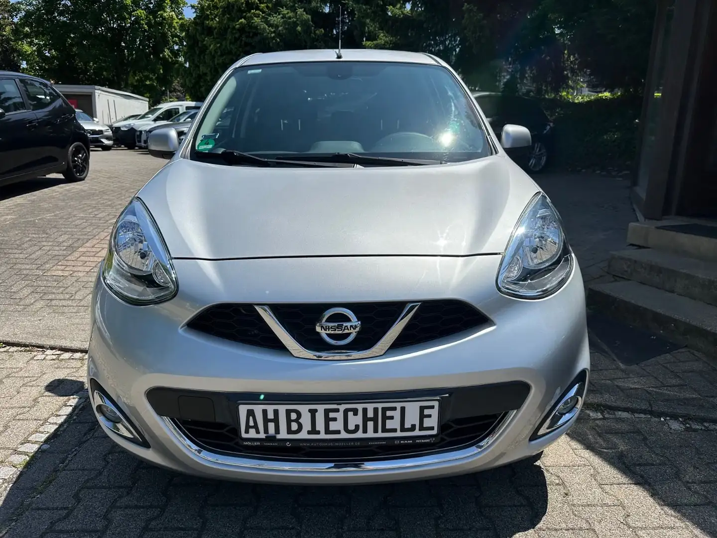 Nissan Micra N-Tec Navi Sitzheiz PDC Autom Opis Bester Silber - 2