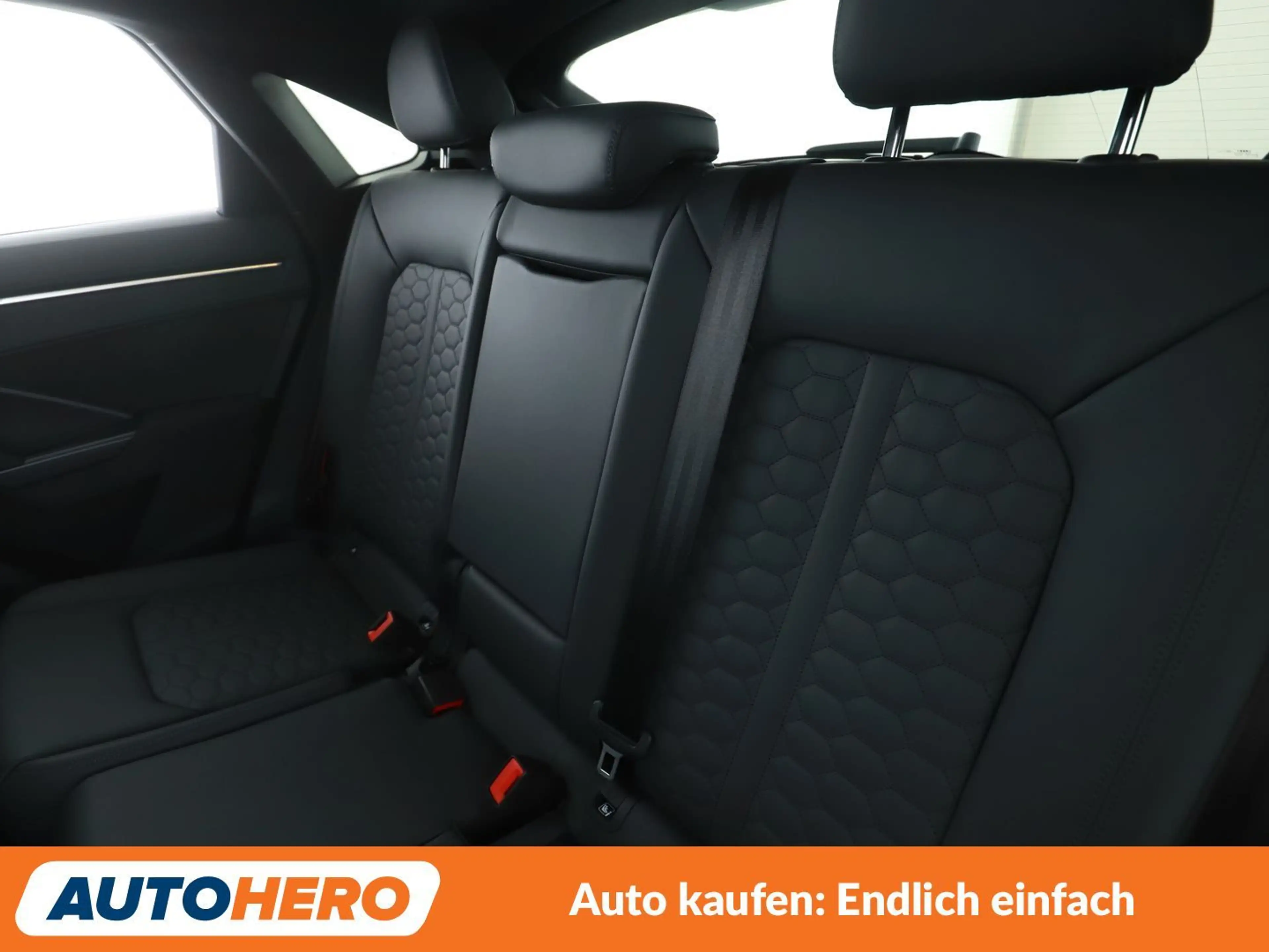 Audi RS Q3 2.5 TFSI quattro Aut.*LED*NAVI*ACC*PDC*SHZ*KLIMA* — photo 14
