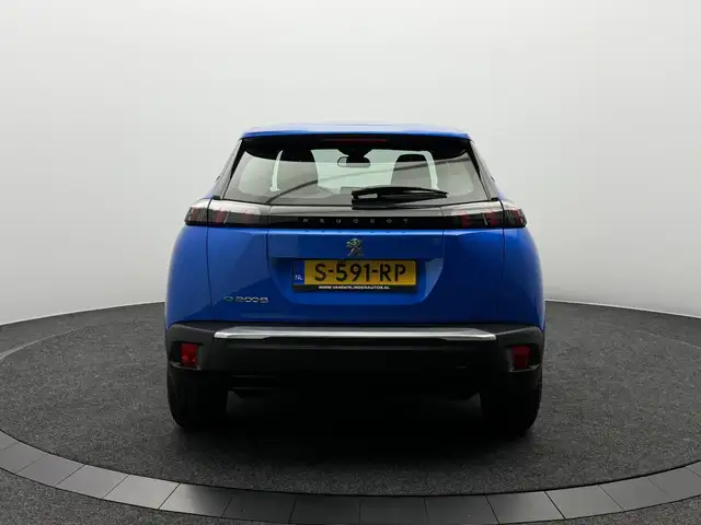 Peugeot e-2008 view 24