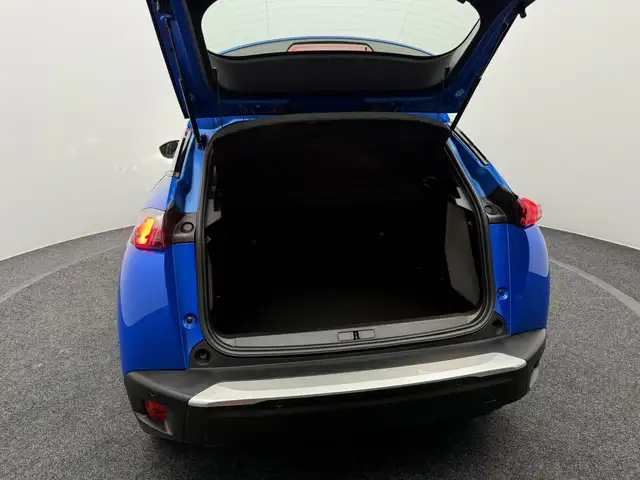 Peugeot e-2008 view 27
