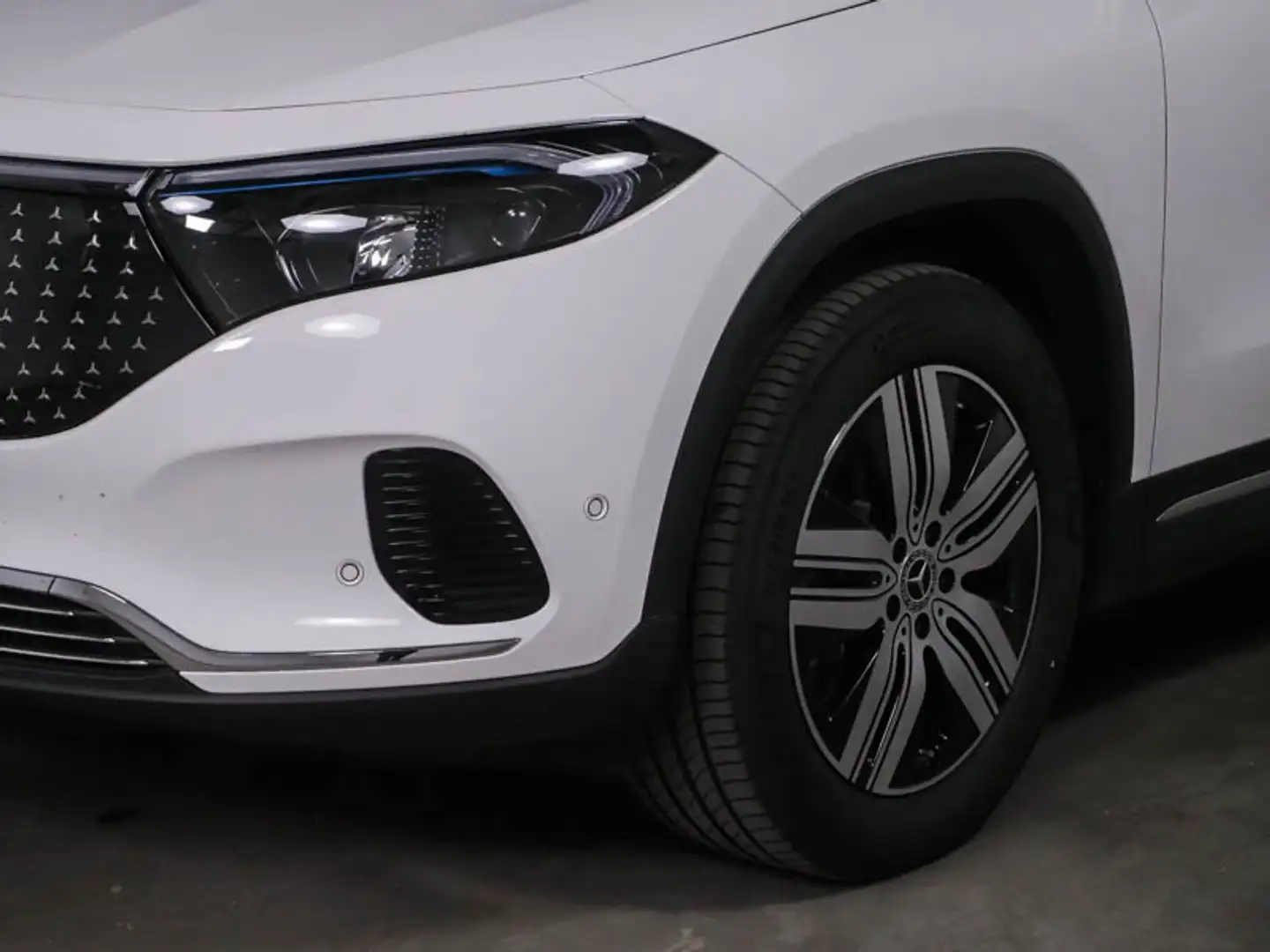 Mercedes-Benz EQA 300 EQA 300 4M ELECTRIC-ART+VOR-DISTR+KAM+KEYL+EASYP Weiß - 2