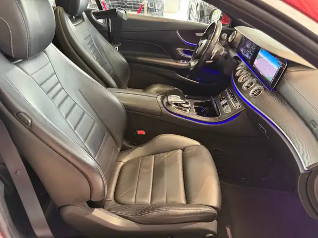 Mercedes-Benz E-Class view 12