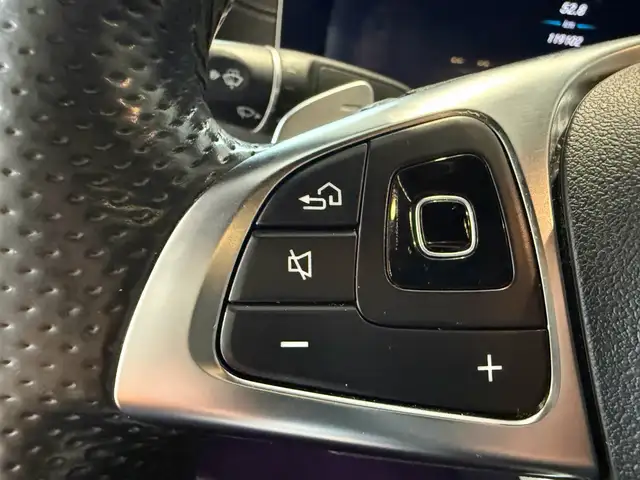 Mercedes-Benz E-Class view 15