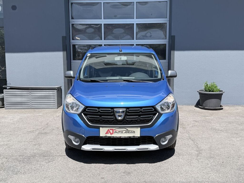 Dacia Lodgy Stepway SCe 100 7-Sitzer **Kamera/Sitzheiz** — photo 3