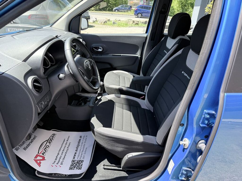 Dacia Lodgy Stepway SCe 100 7-Sitzer **Kamera/Sitzheiz** — photo 10
