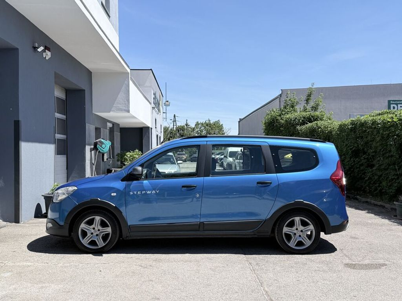 Dacia Lodgy Stepway SCe 100 7-Sitzer **Kamera/Sitzheiz** — photo 9