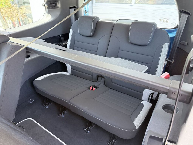 Dacia Lodgy Stepway SCe 100 7-Sitzer **Kamera/Sitzheiz** — photo 12