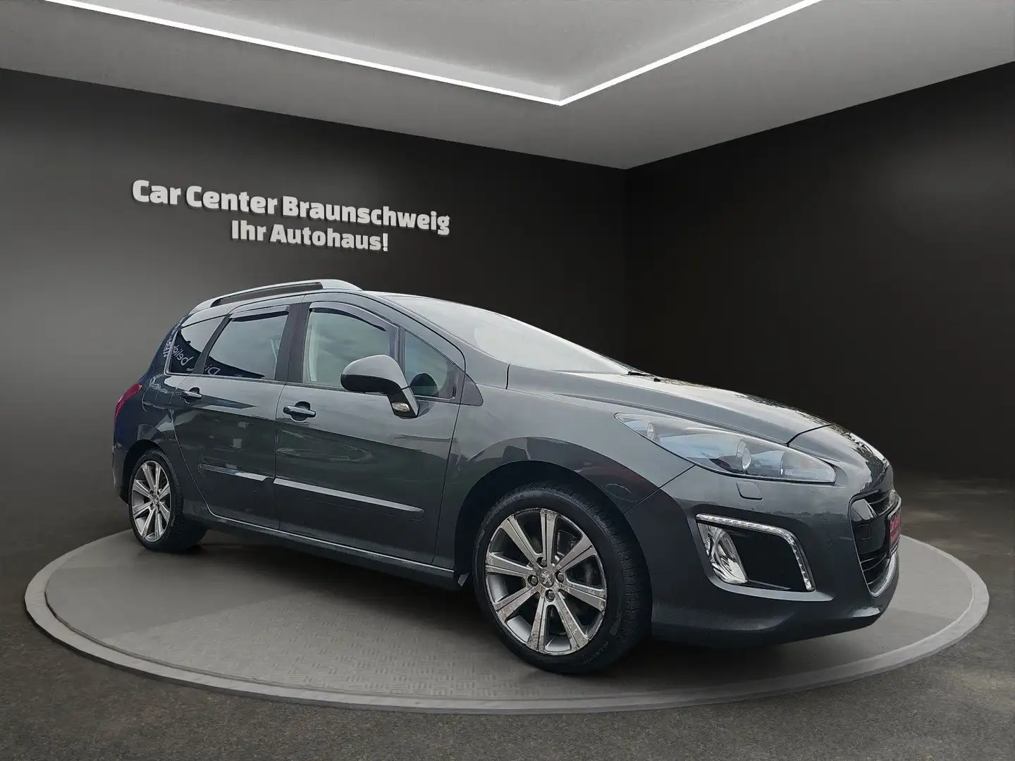 Peugeot 308 SW Allure+Sport+Pano+Alu+7~Sitzer+AHK Šedá - 2