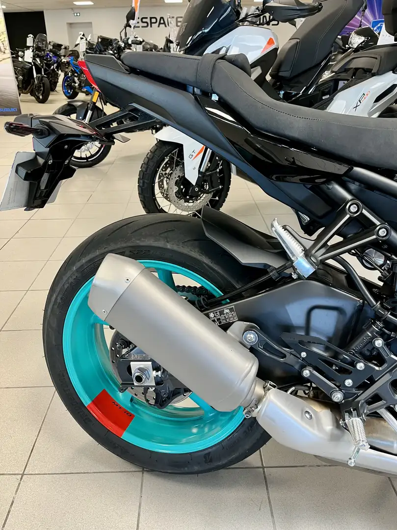 Yamaha MT-10 Grijs - 2