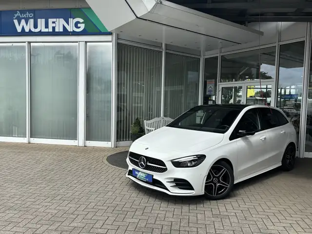 Mercedes-Benz B 200 AMG NAVI LEDER LED NIGHT PAKET SPURHALTE